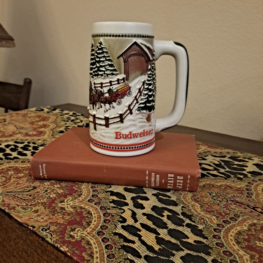 Vintage 1984 BUDWEISER Christmas Mug